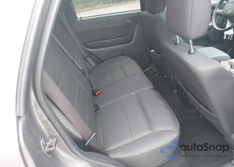 2012 Ford Escape Xlt z USA, uszkodzony, nr VIN 1FMCU0D77CKC81856